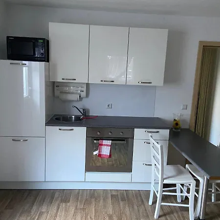 Schöne&ruhige Ferienwohnung Pfullingen Exterior foto