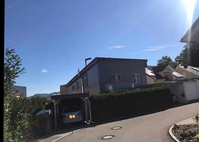 Schoene & Ruhige Ferienwohnung